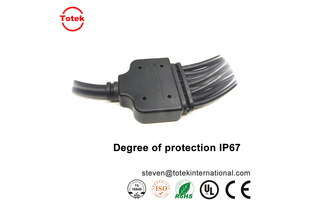 custom waterproof IP67 1 to 8 over-molded Y connector wire cable splitte